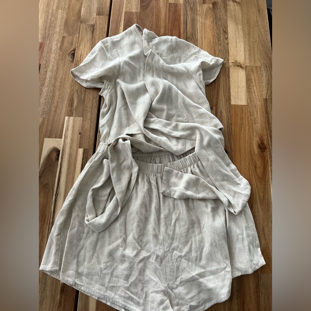 Princess Polly linen romper